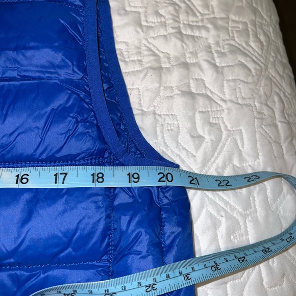 Puffer vest - Picture 7 of 9